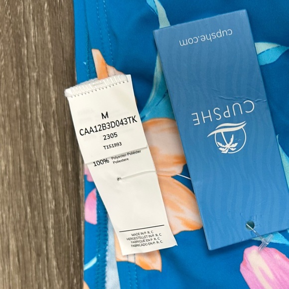 Cupshe Bikini - Picture 4 of 8